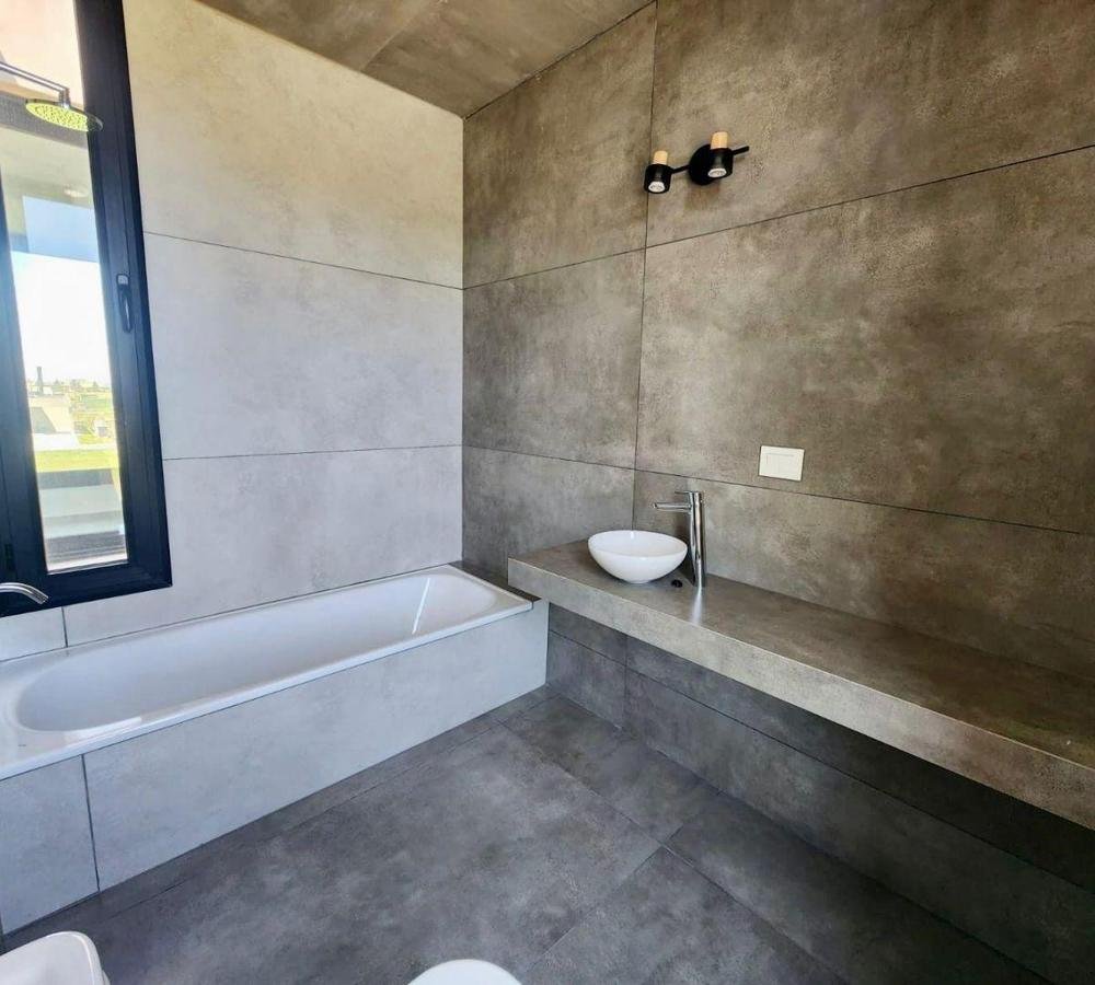 Casa en Venta en Lares de Canning – Canning