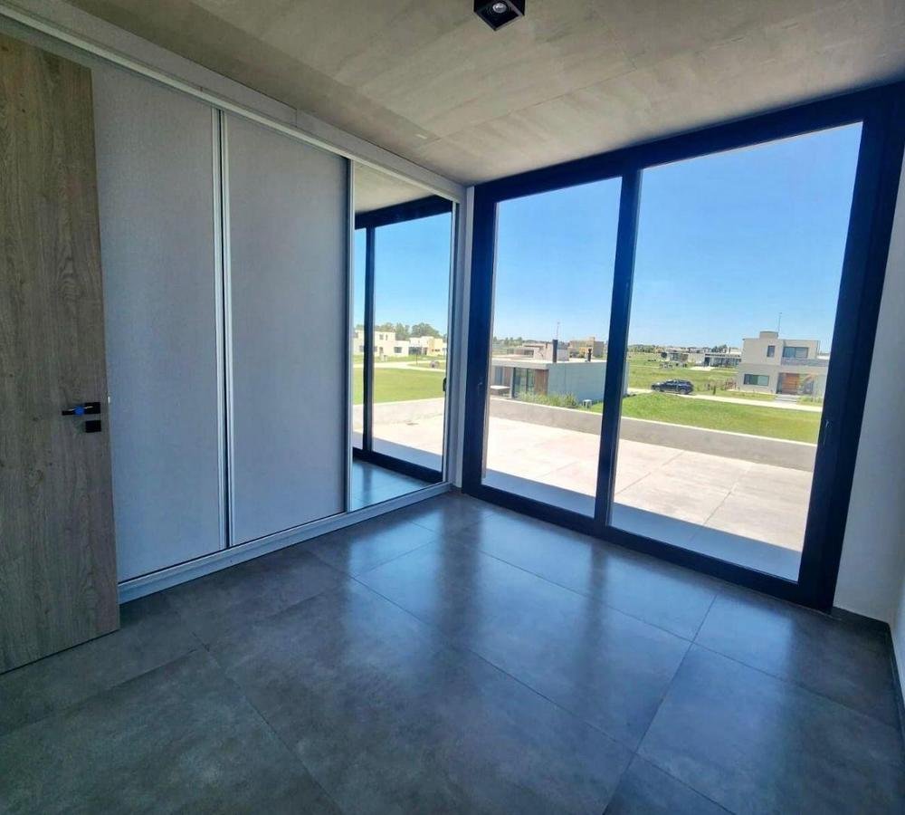Casa en Venta en Lares de Canning – Canning