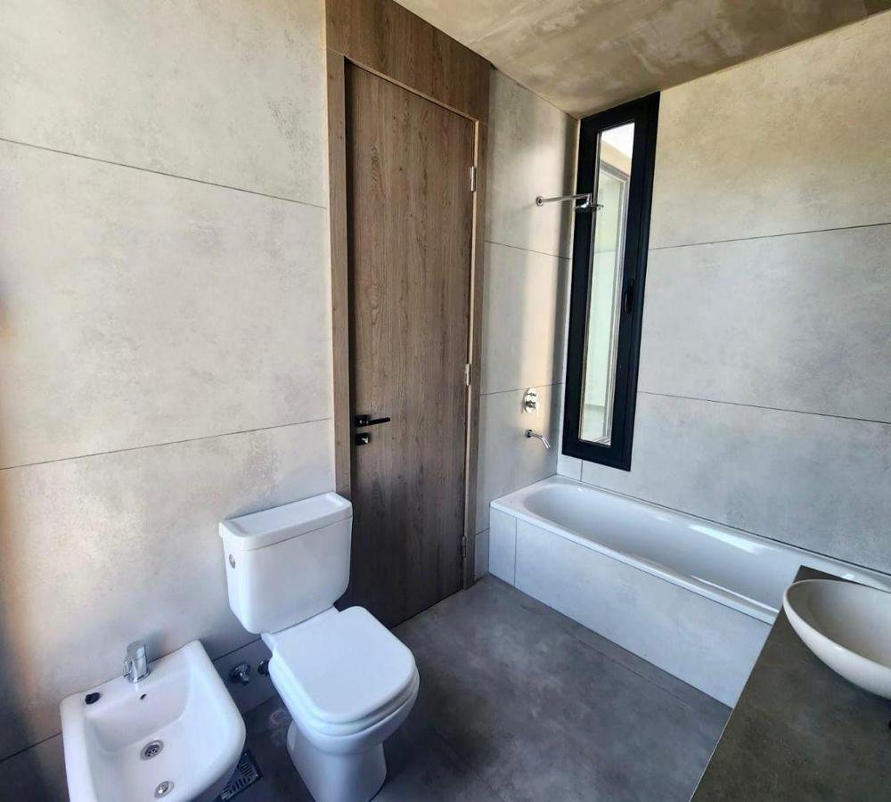 Casa en Venta en Lares de Canning – Canning