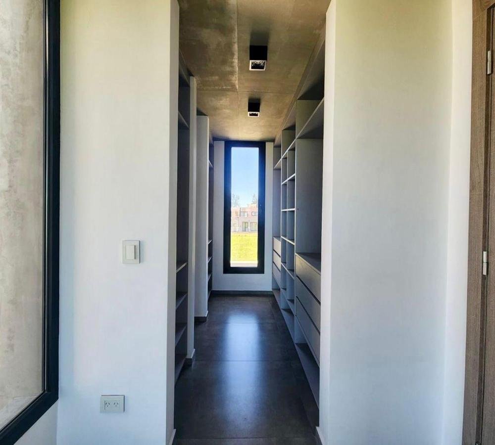 Casa en Venta en Lares de Canning – Canning