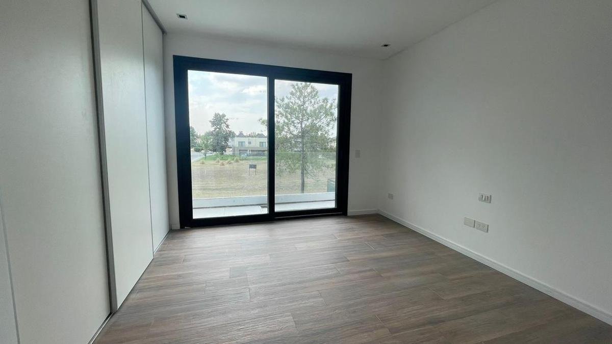 Casa en Venta en Saint Thomas Este Oeste – Canning