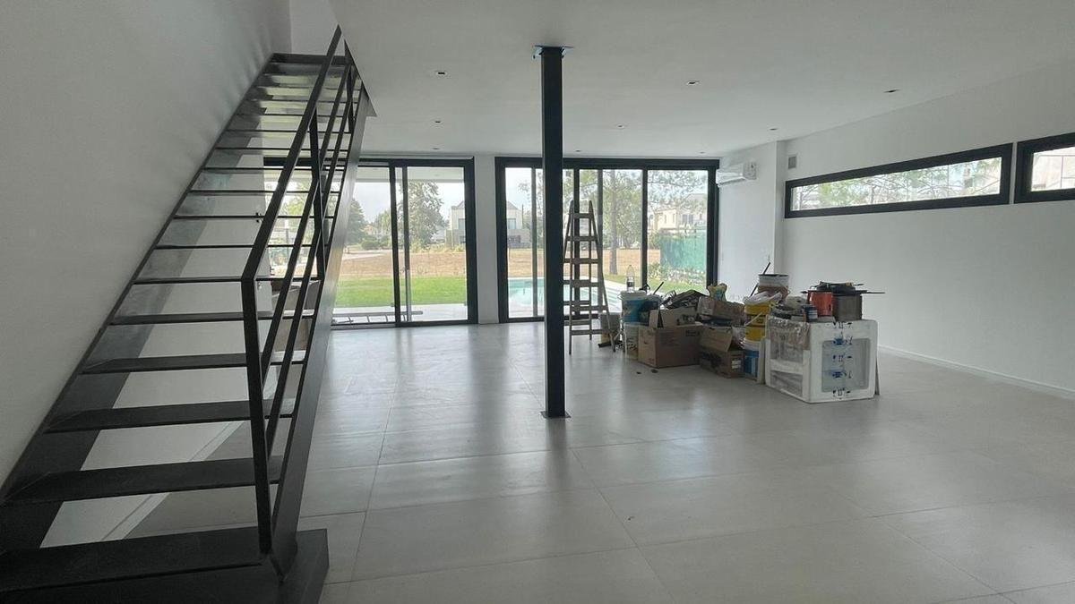 Casa en Venta en Saint Thomas Este Oeste – Canning