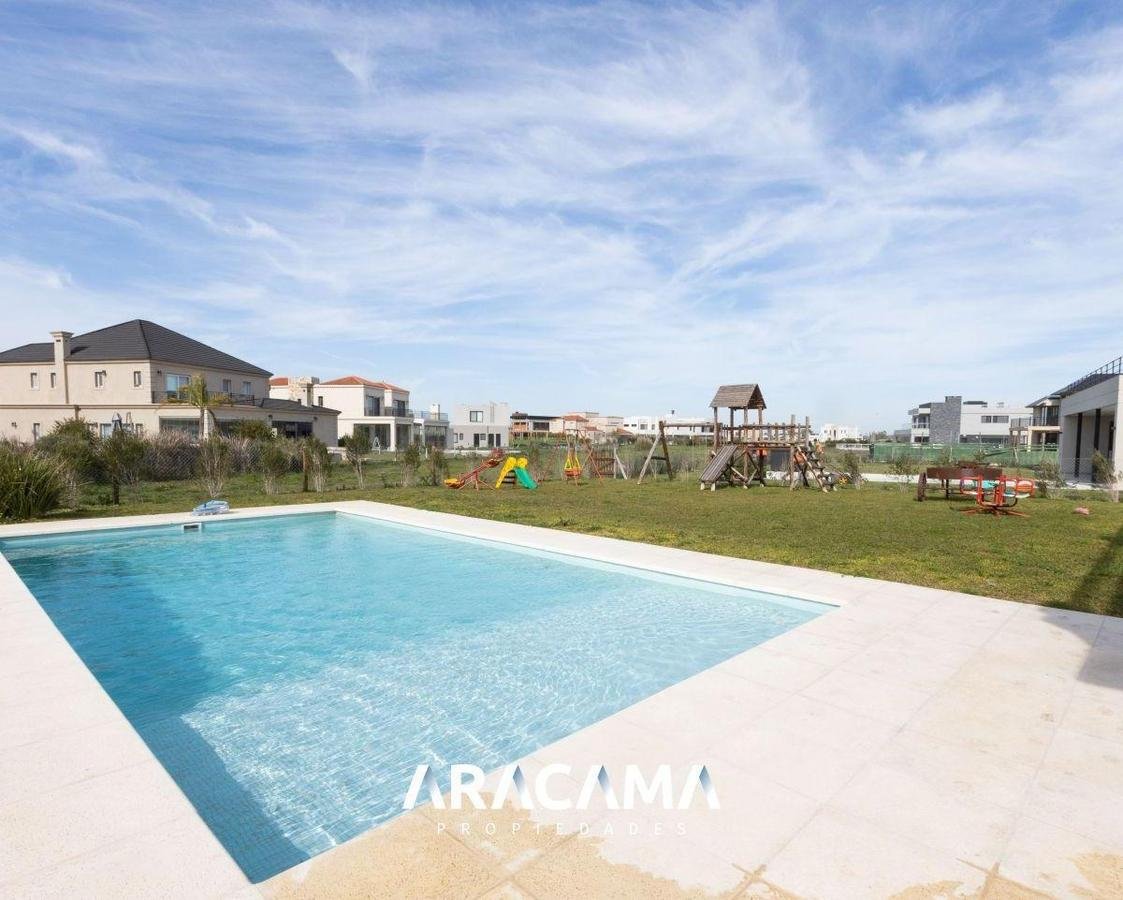 CASA en VENTA en La Providencia – Canning