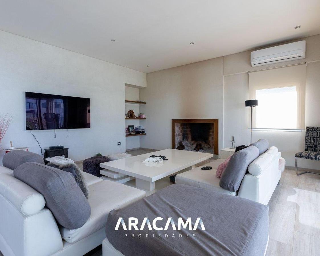 CASA en VENTA en La Providencia – Canning
