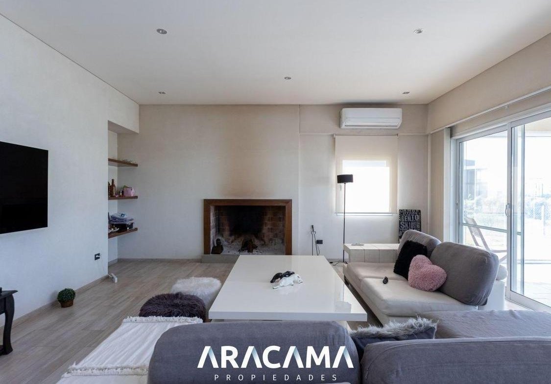 CASA en VENTA en La Providencia – Canning