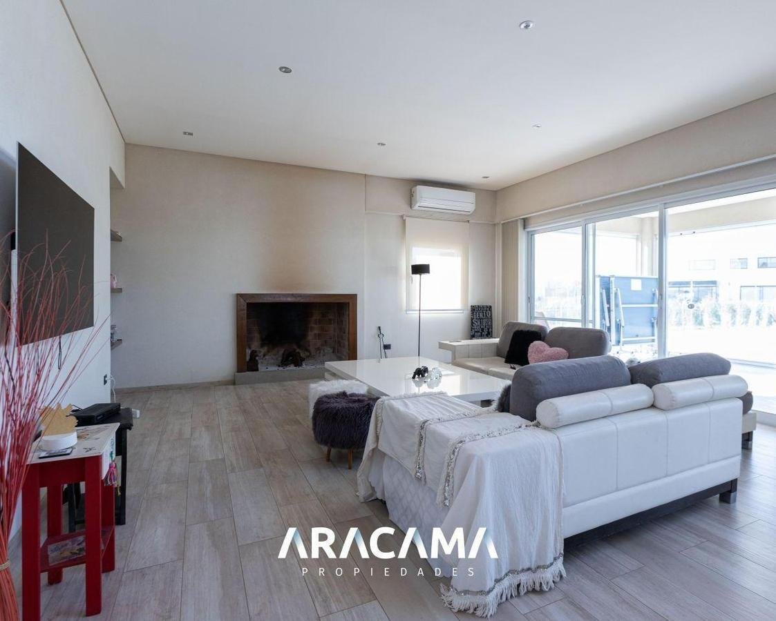 CASA en VENTA en La Providencia – Canning