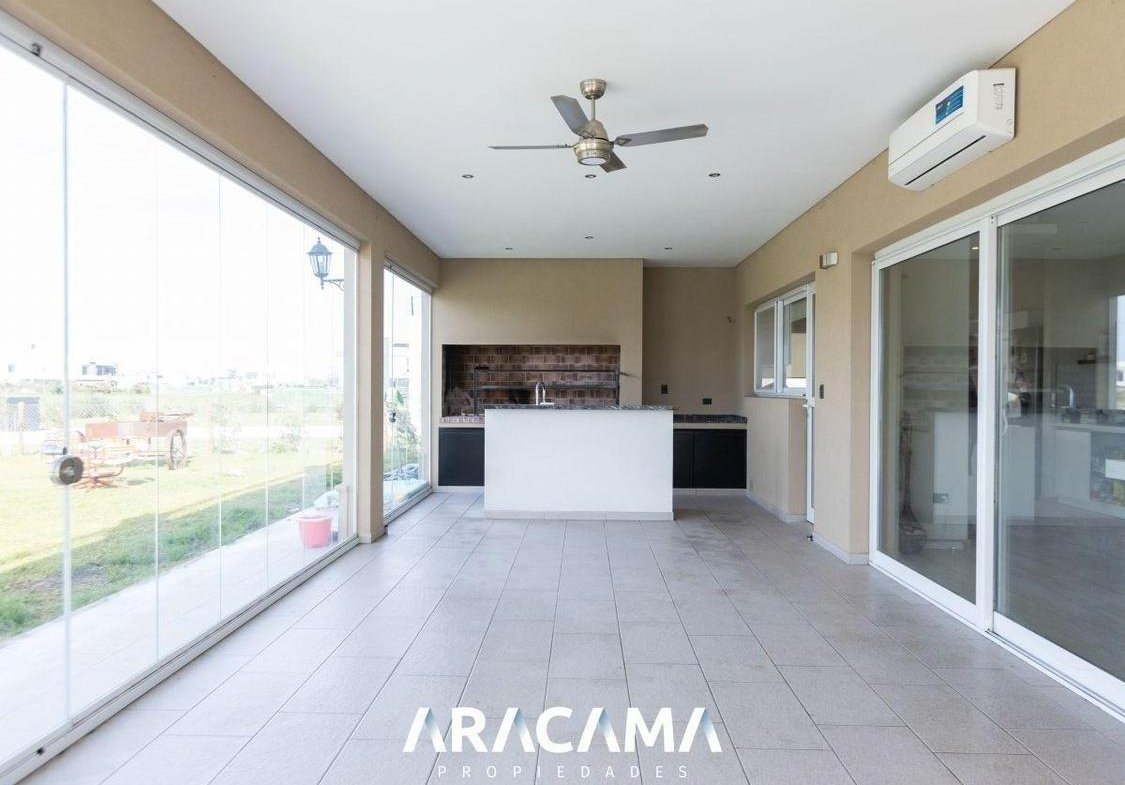 CASA en VENTA en La Providencia – Canning