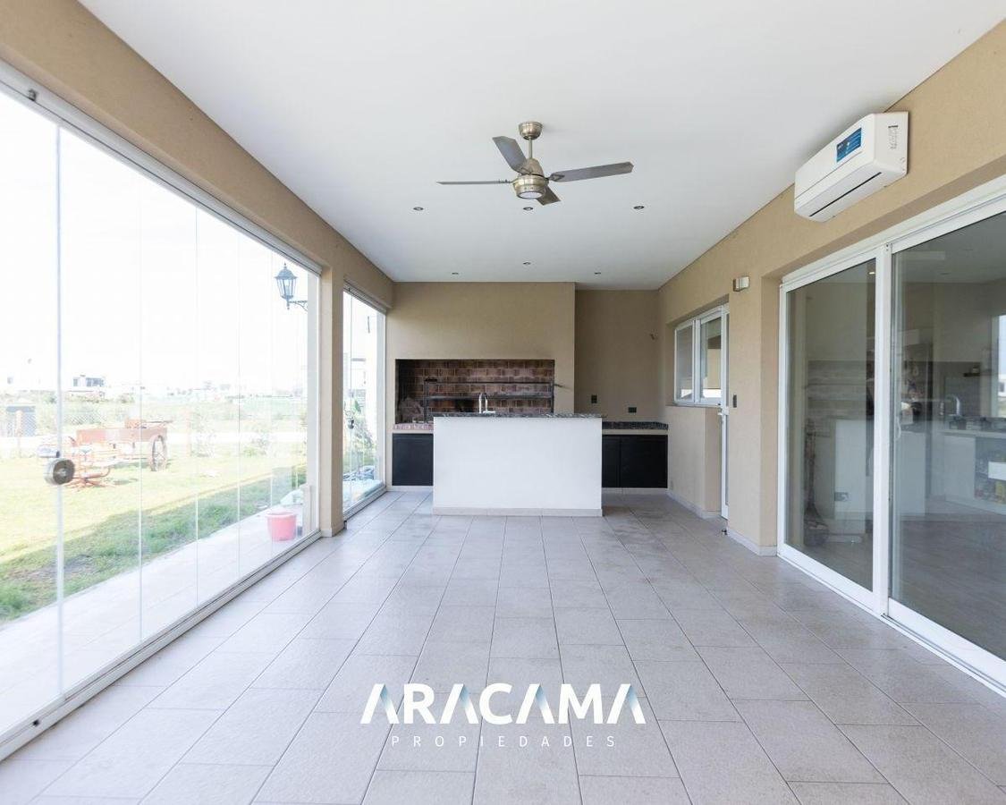 CASA en VENTA en La Providencia – Canning