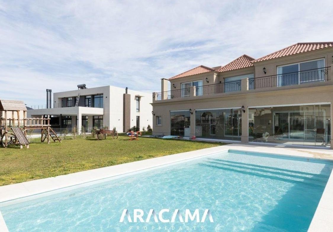CASA en VENTA en La Providencia – Canning