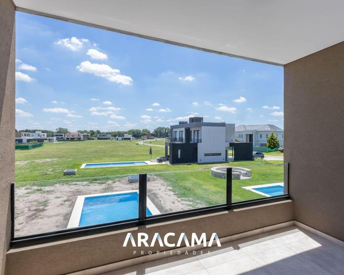 Casa en Venta con 4 dormitorios en La Providencia – Canning