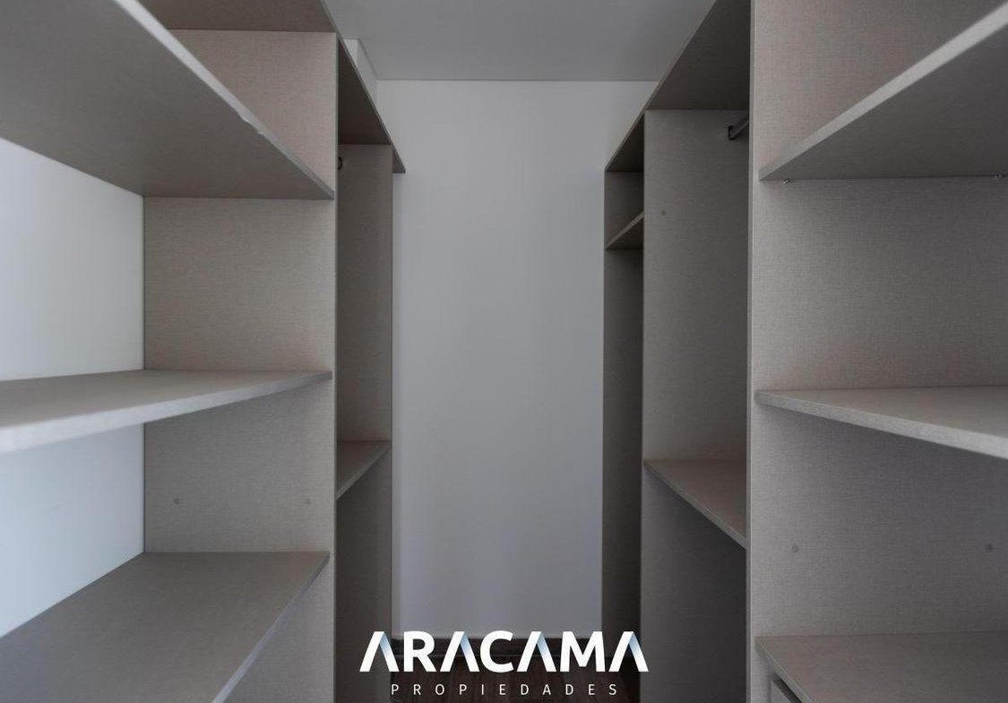 Casa en Venta con 4 dormitorios en La Providencia – Canning