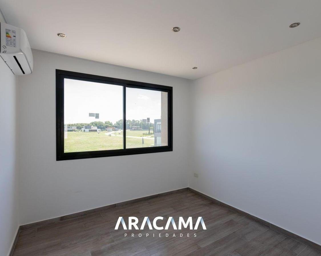 Casa en Venta con 4 dormitorios en La Providencia – Canning