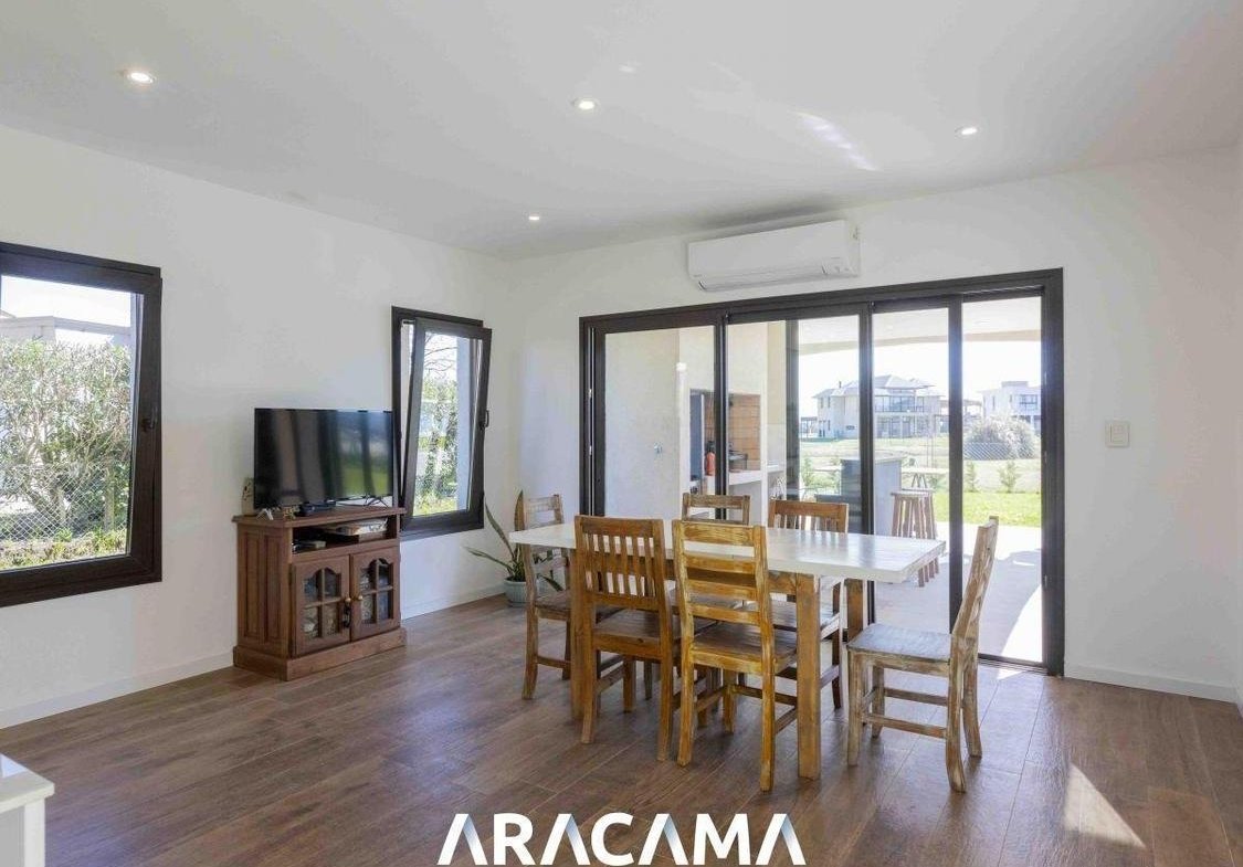 Casa en Venta En La Providencia 4 dormitorios – Canning