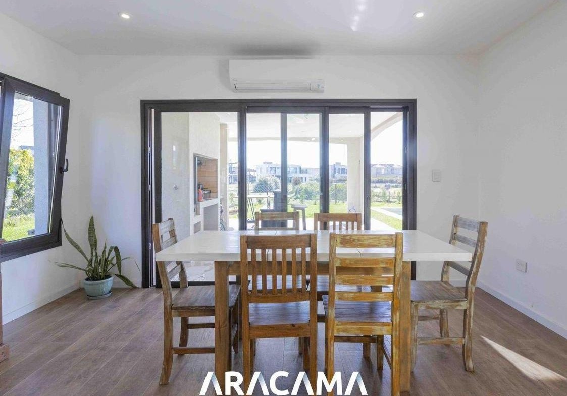 Casa en Venta En La Providencia 4 dormitorios – Canning