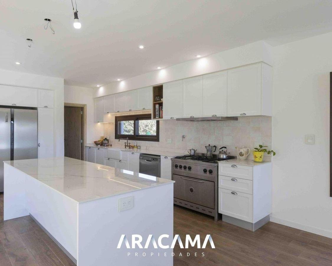 Casa en Venta En La Providencia 4 dormitorios – Canning