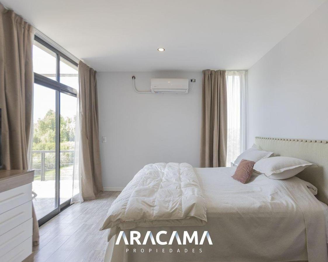 Casa en Venta en La Magdalena – Canning