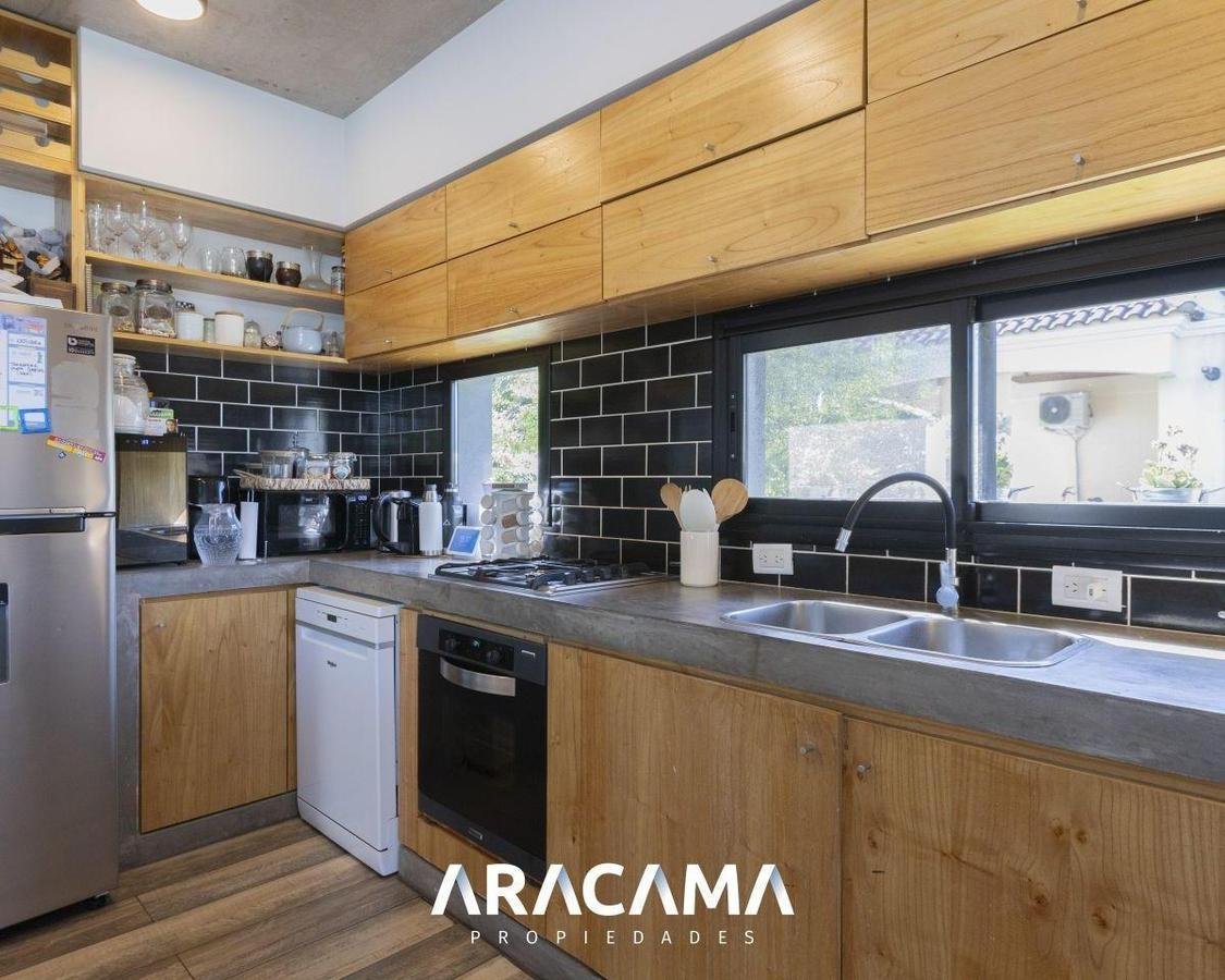 Casa en Venta en La Magdalena – Canning