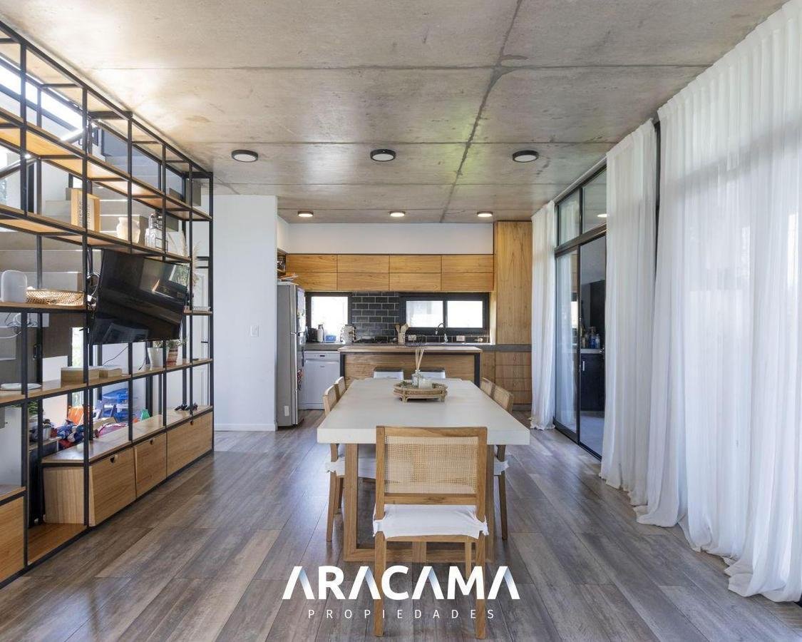 Casa en Venta en La Magdalena – Canning