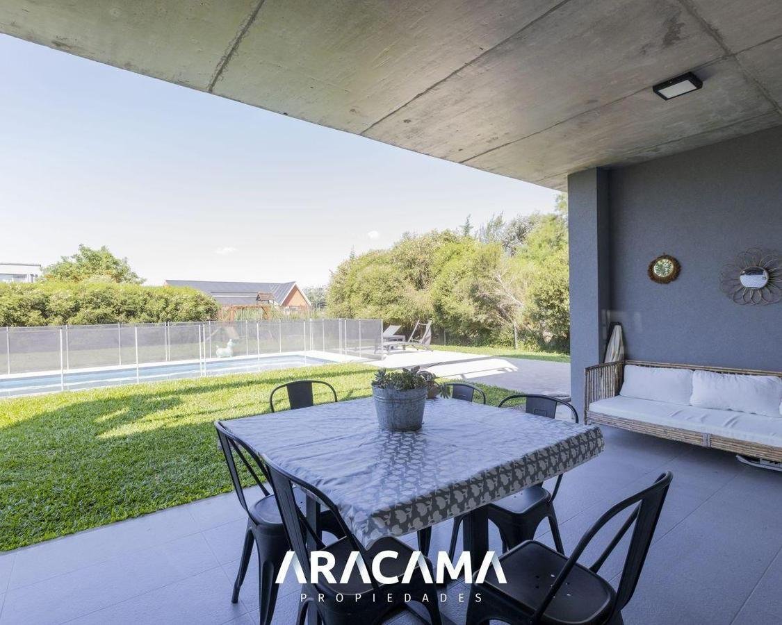 Casa en Venta en La Magdalena – Canning