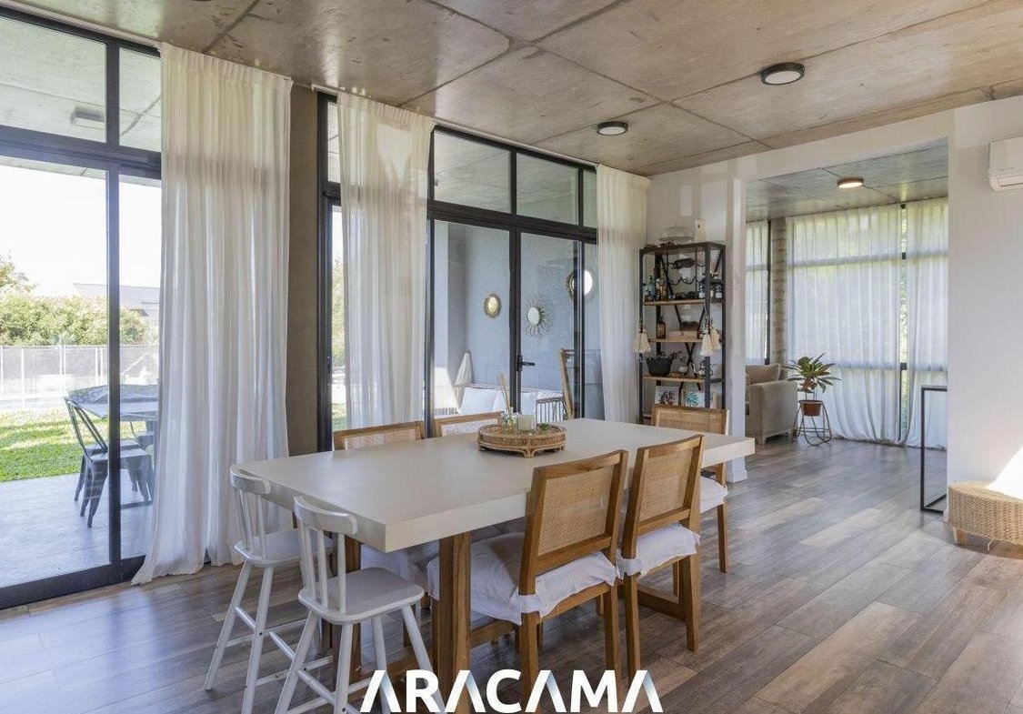 Casa en Venta en La Magdalena – Canning