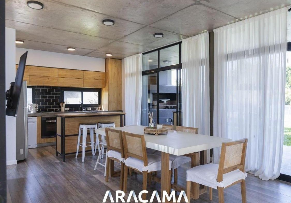 Casa en Venta en La Magdalena – Canning
