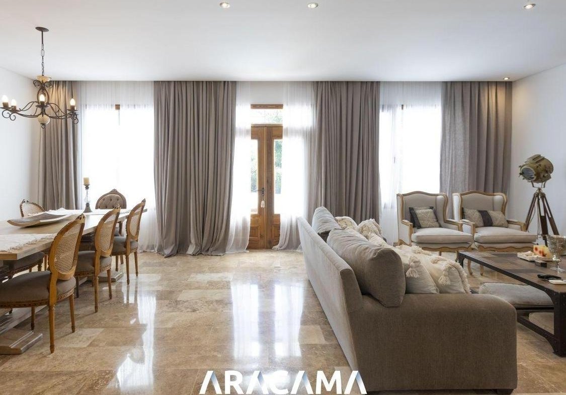 Casa en Venta Saint Thomas Este Oeste – Canning