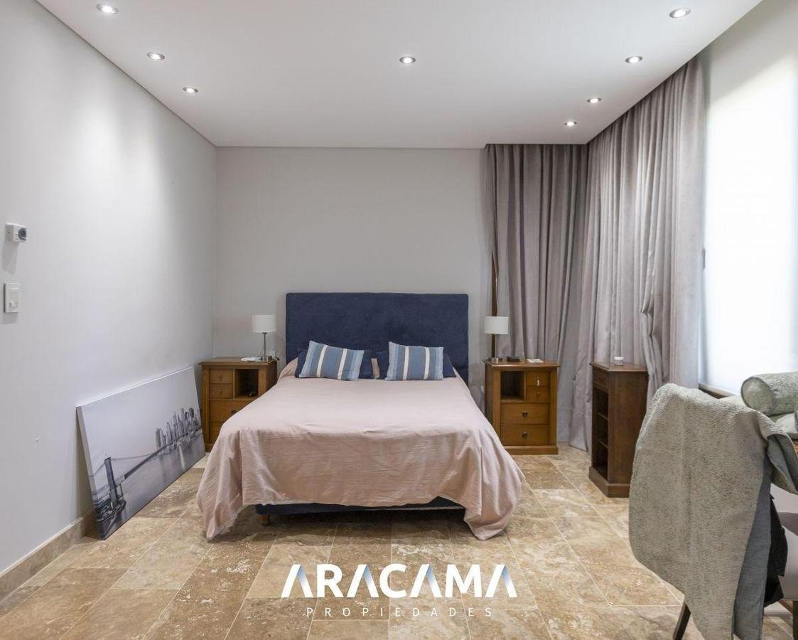 Casa en Venta Saint Thomas Este Oeste – Canning