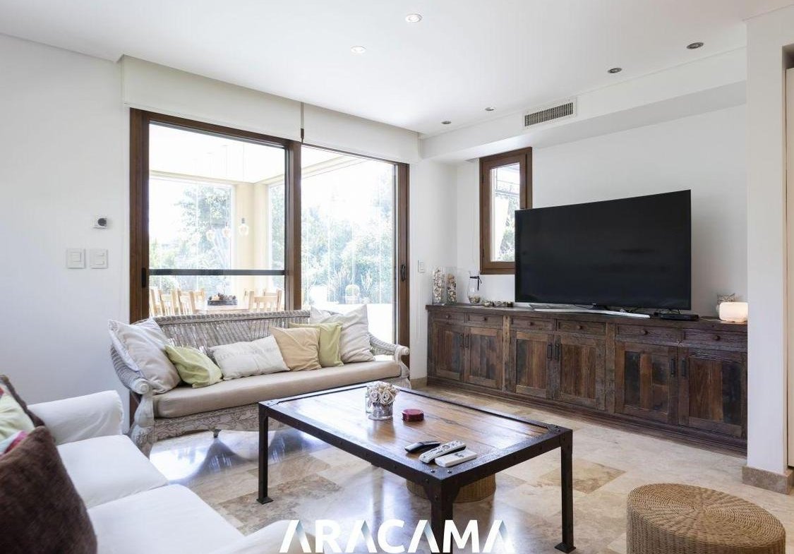 Casa en Venta Saint Thomas Este Oeste – Canning