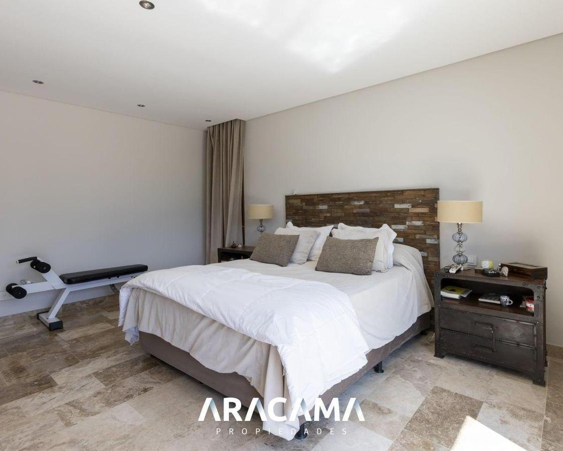 Casa en Venta Saint Thomas Este Oeste – Canning