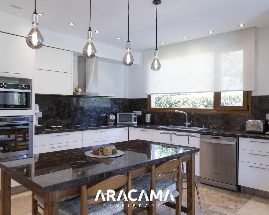 Casa en Venta Saint Thomas Este Oeste – Canning