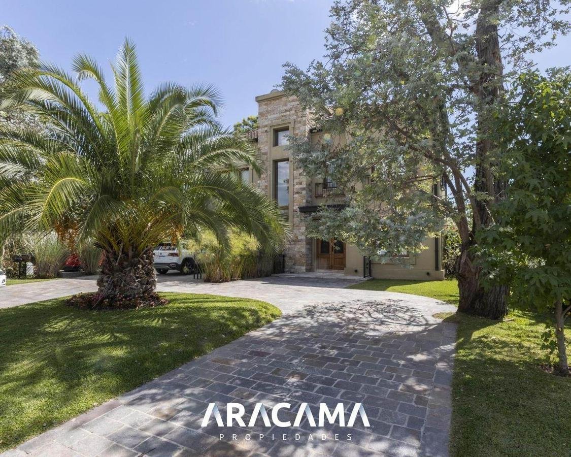 Casa en Venta Saint Thomas Este Oeste – Canning