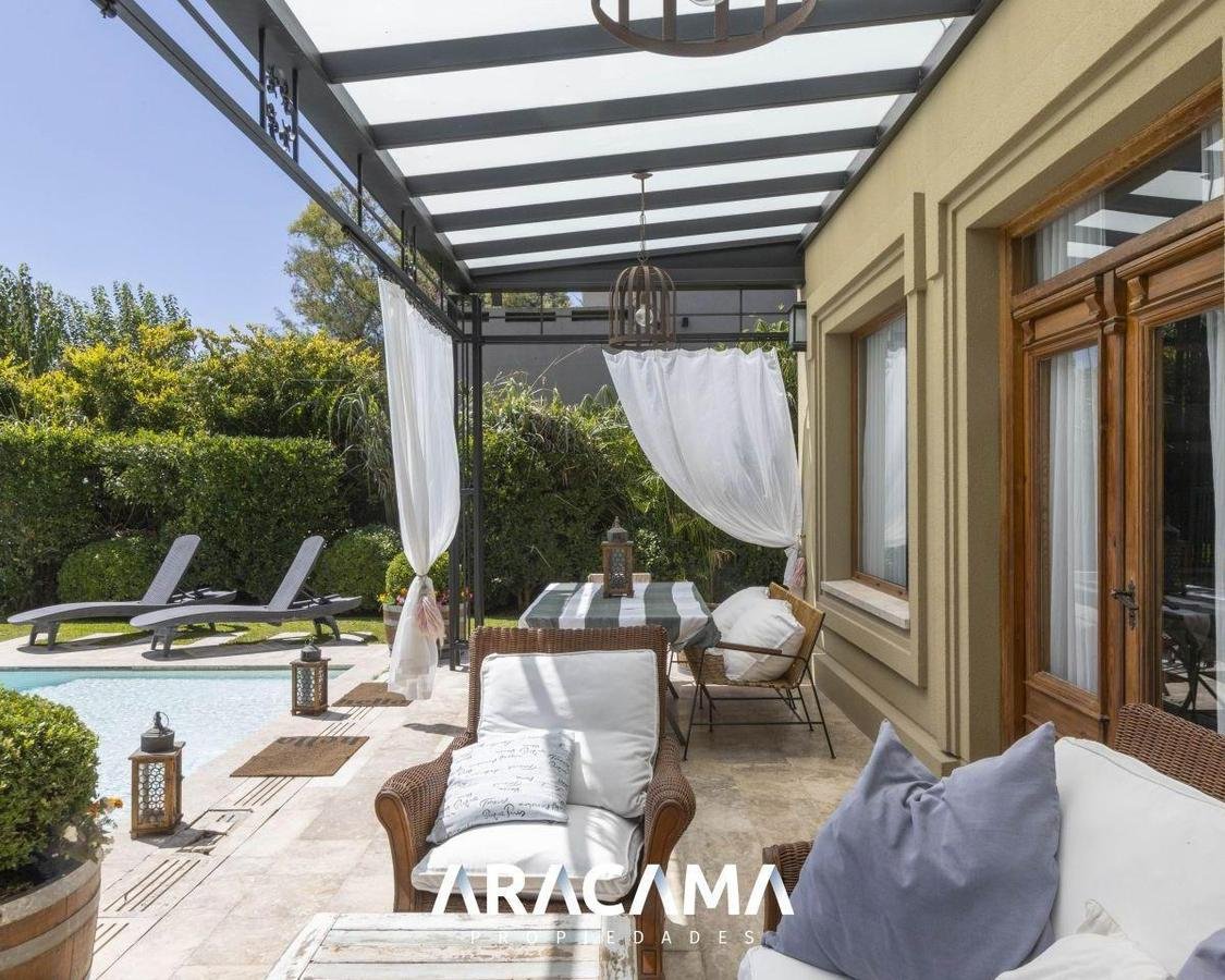 Casa en Venta Saint Thomas Este Oeste – Canning