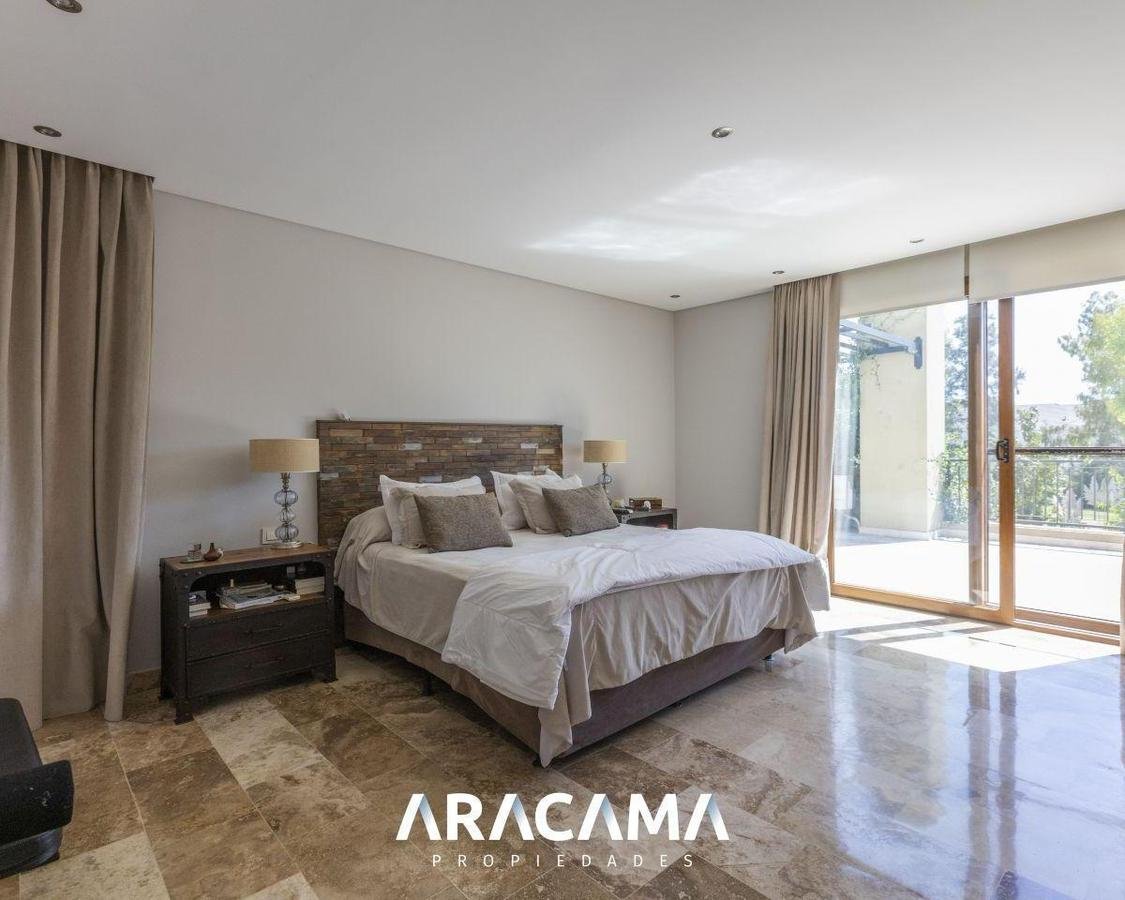 Casa en Venta Saint Thomas Este Oeste – Canning
