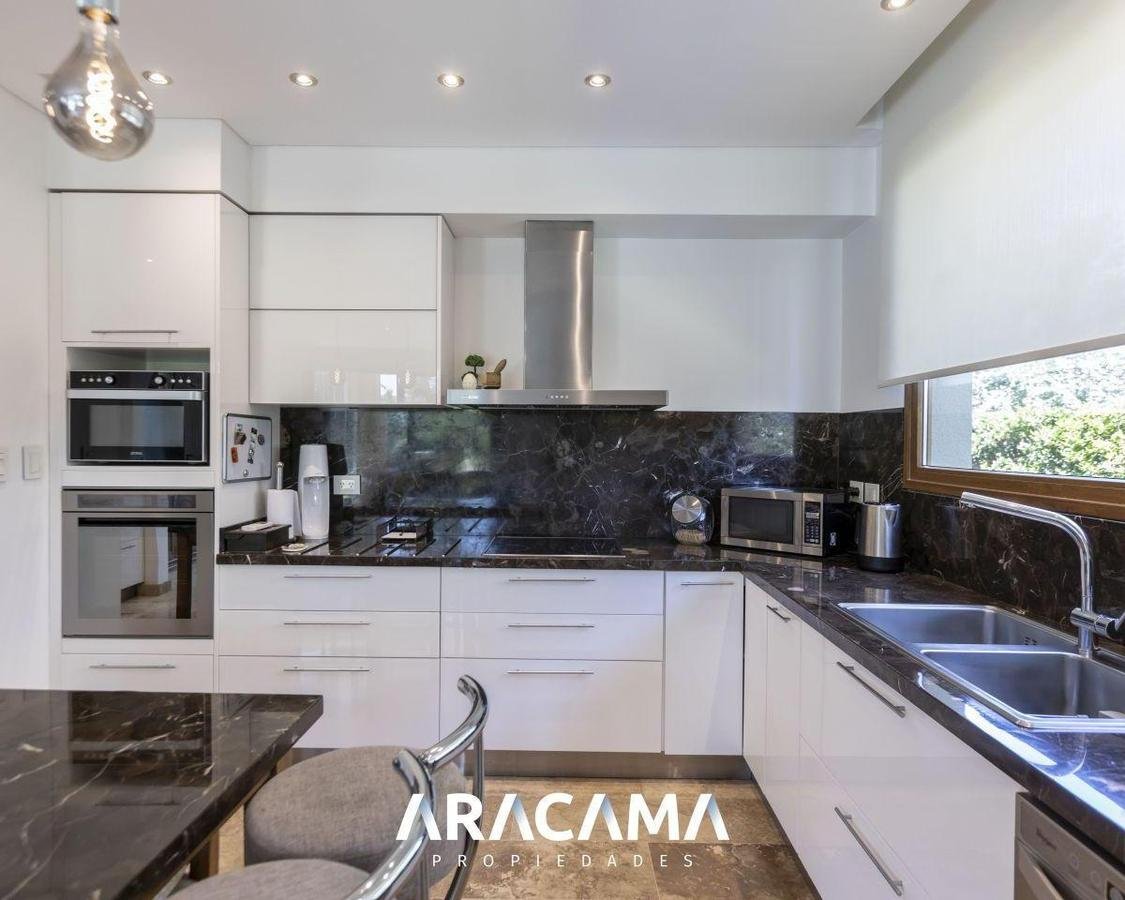 Casa en Venta Saint Thomas Este Oeste – Canning