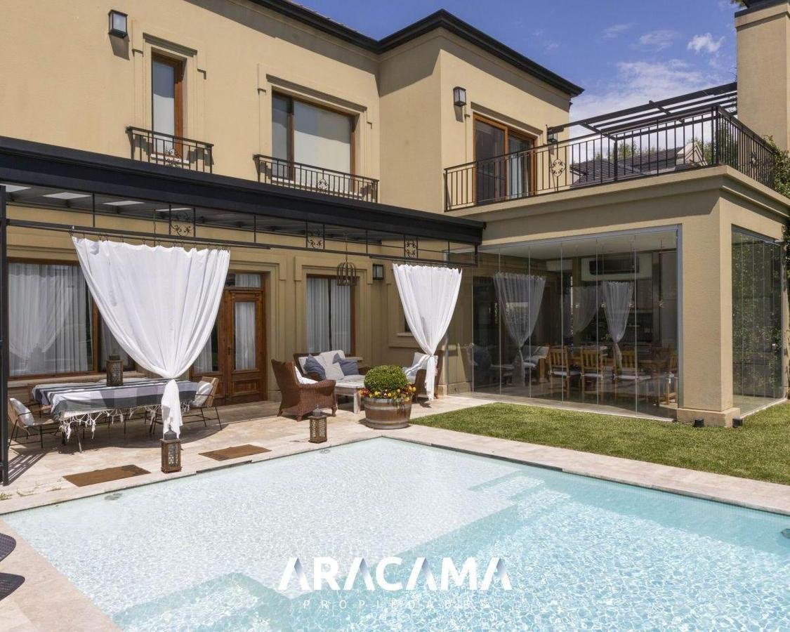 Casa en Venta Saint Thomas Este Oeste – Canning