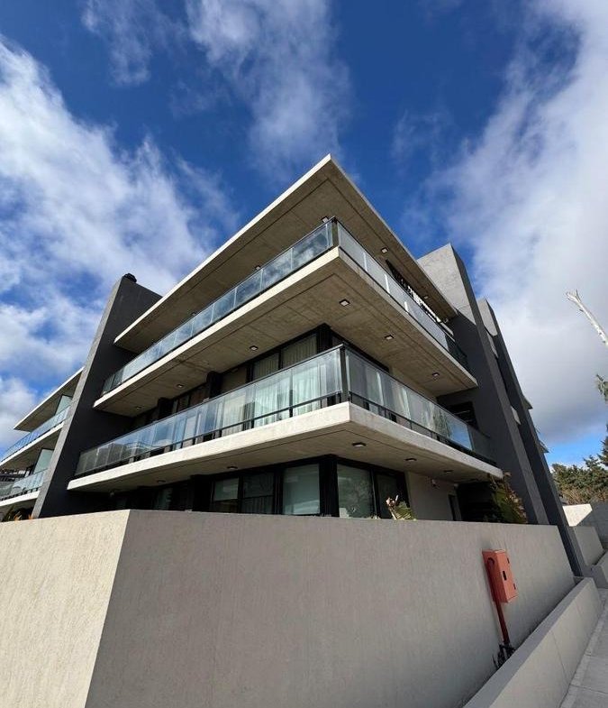 Departamento en Venta en OPORTUNIDAD en Canning