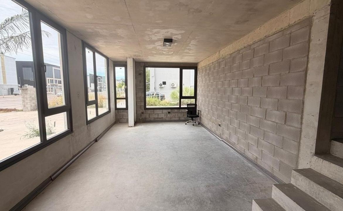 Nave Industrial en Venta en el Polo Industrial de Ezeiza