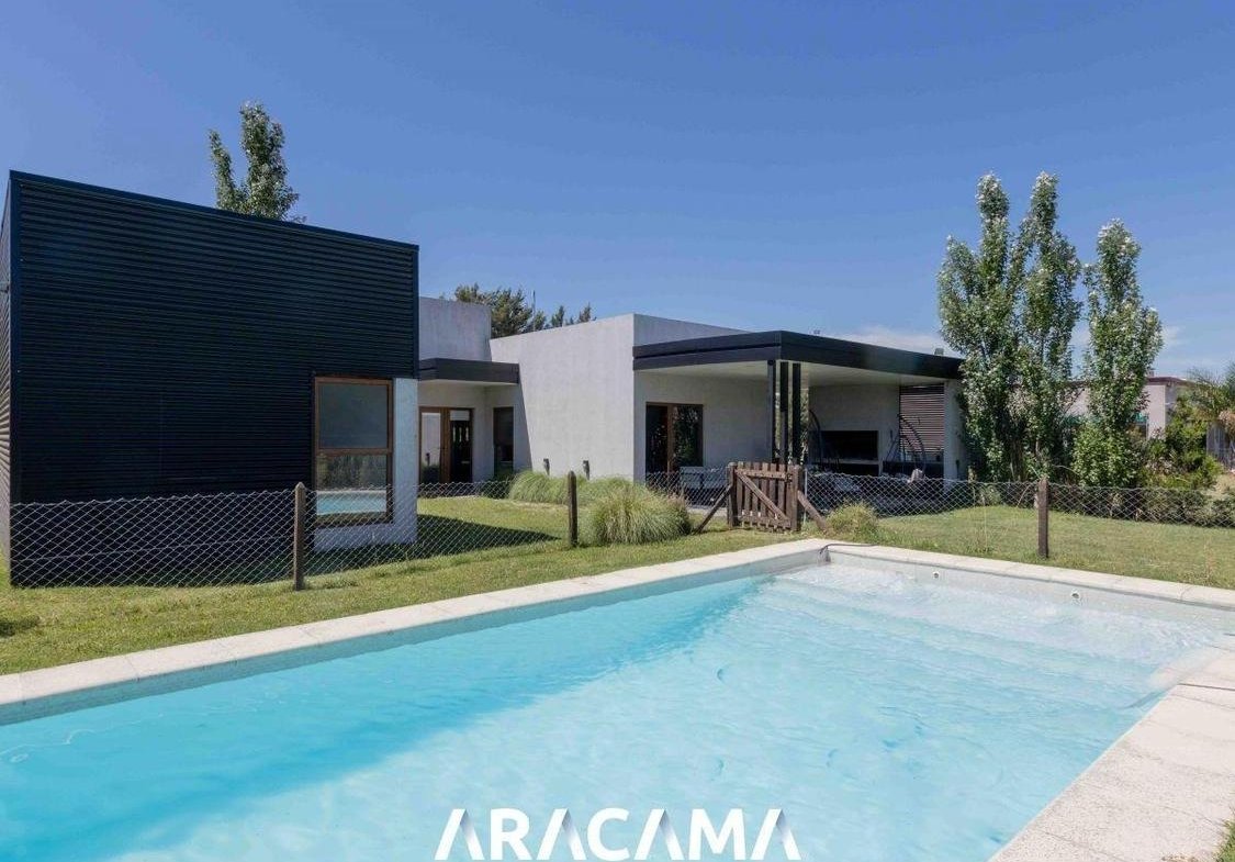 Casa en Venta en Horizontes al Sur – Canning