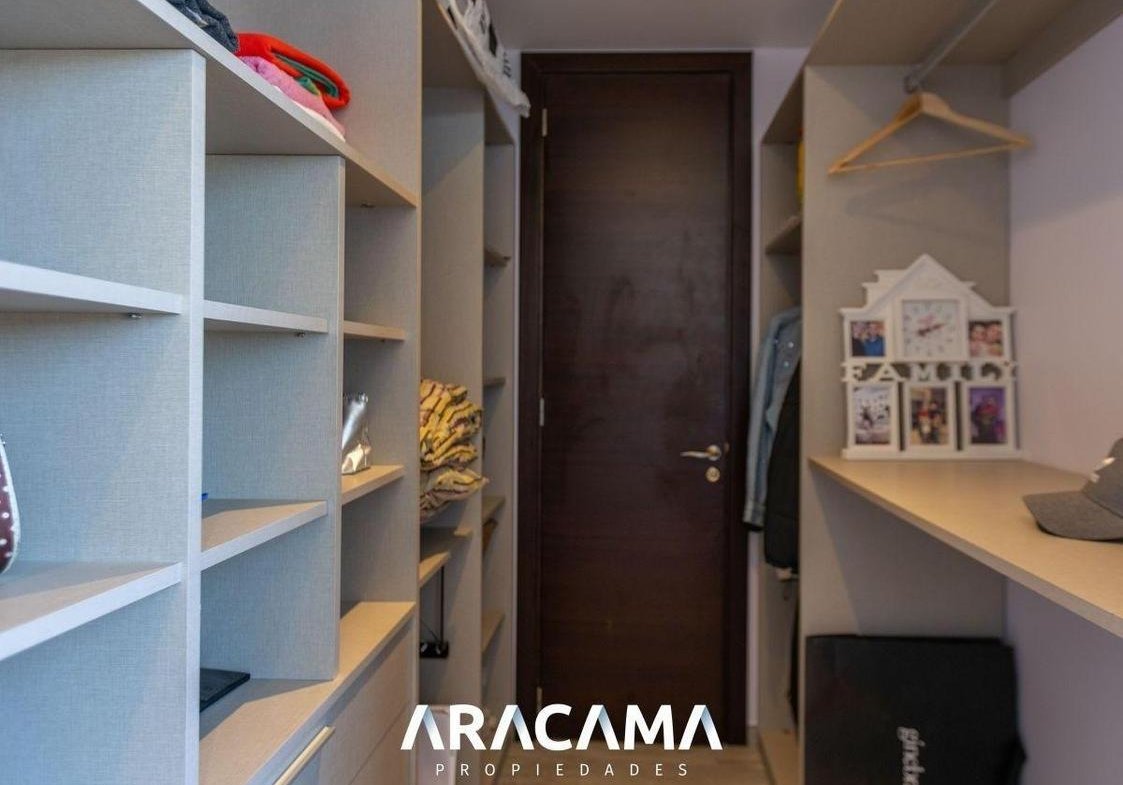 Casa en Venta en La Providencia – Canning