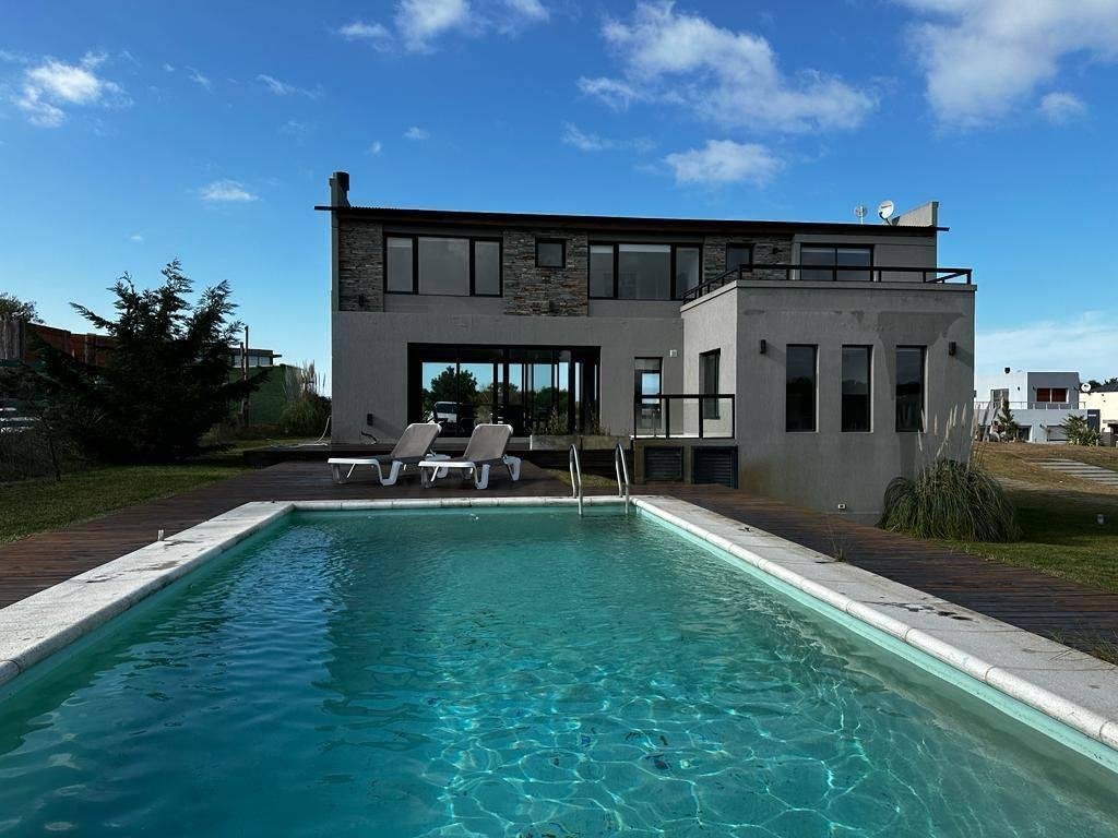 Casa en Venta Costa Esmeralda