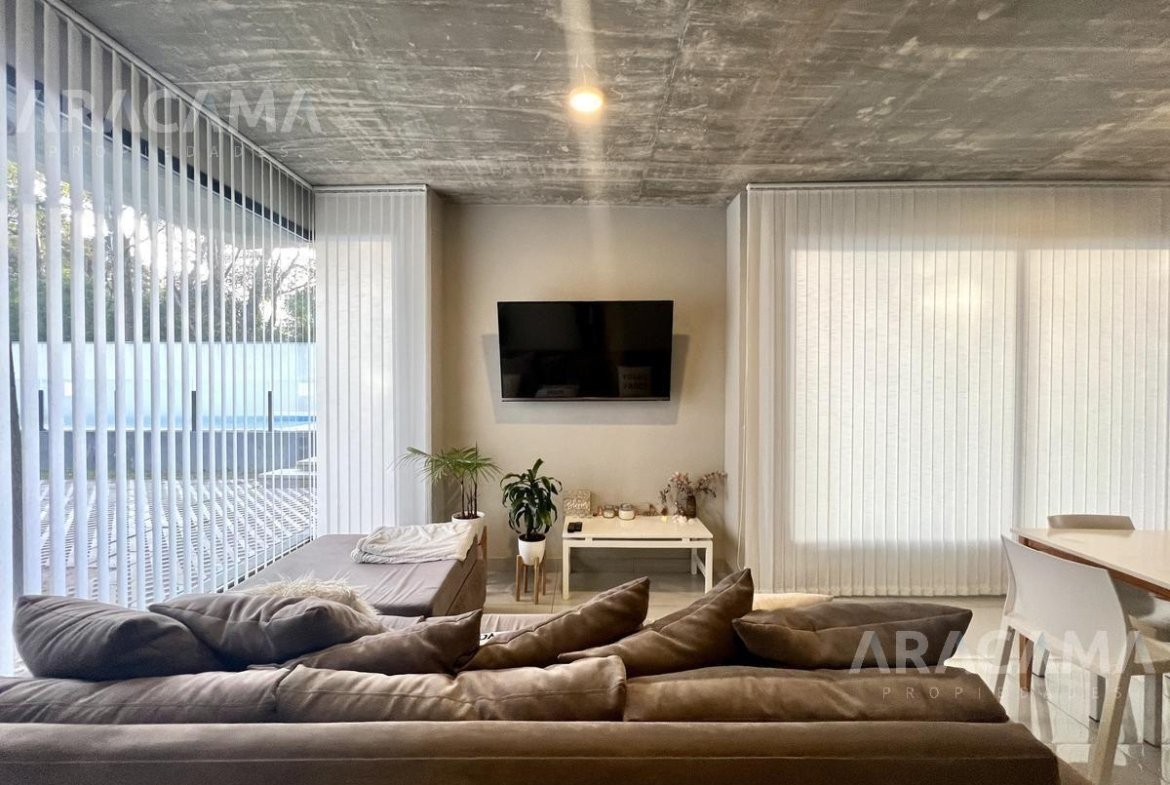 Duplex en Venta en Canning