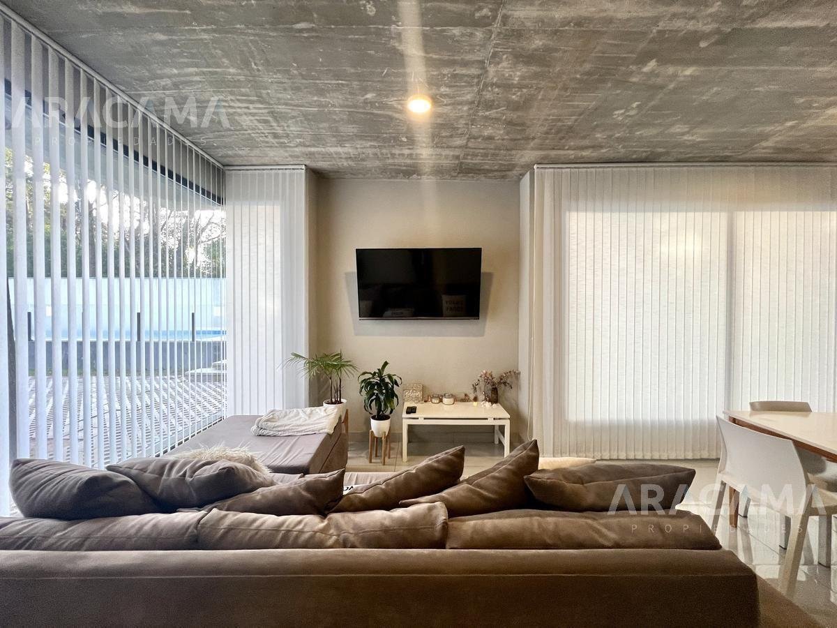 Duplex en Venta en Canning