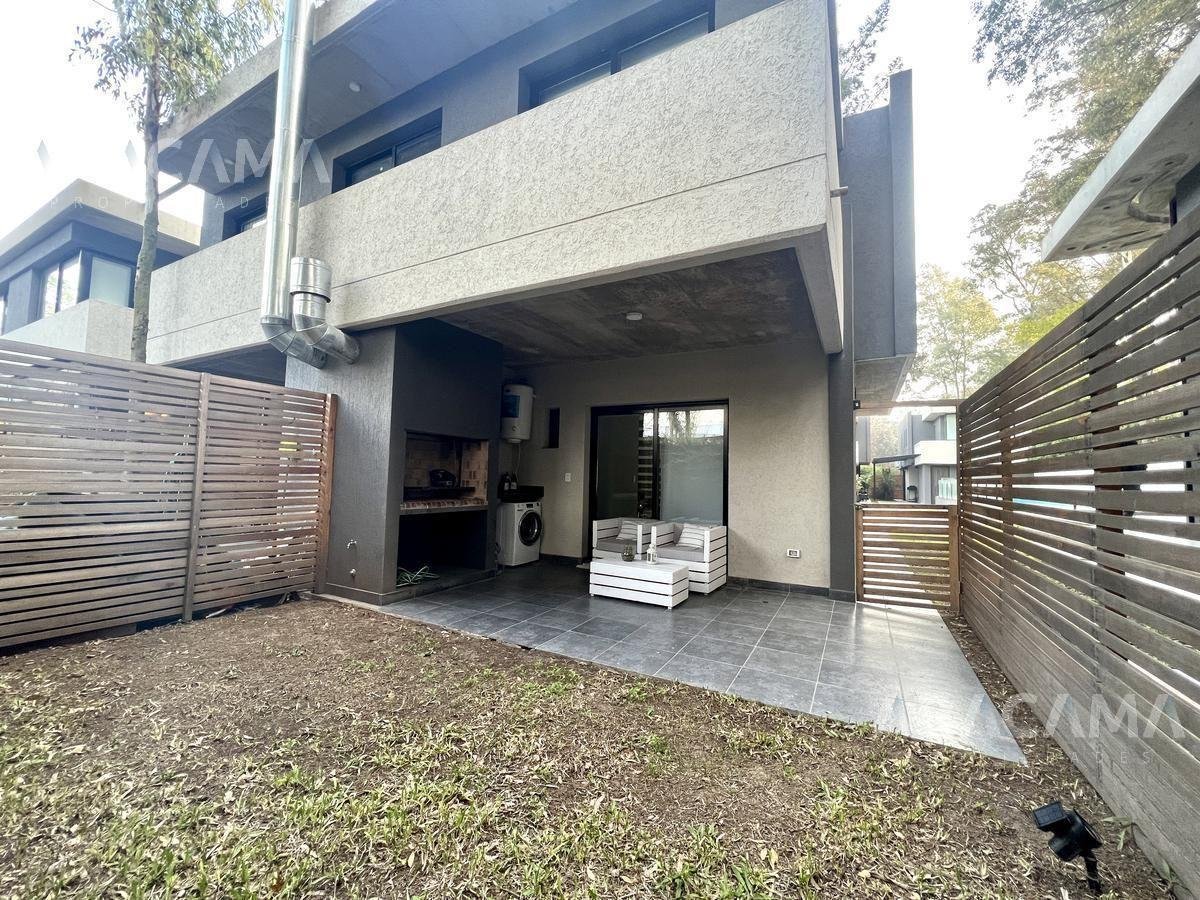 Duplex en Venta en Canning