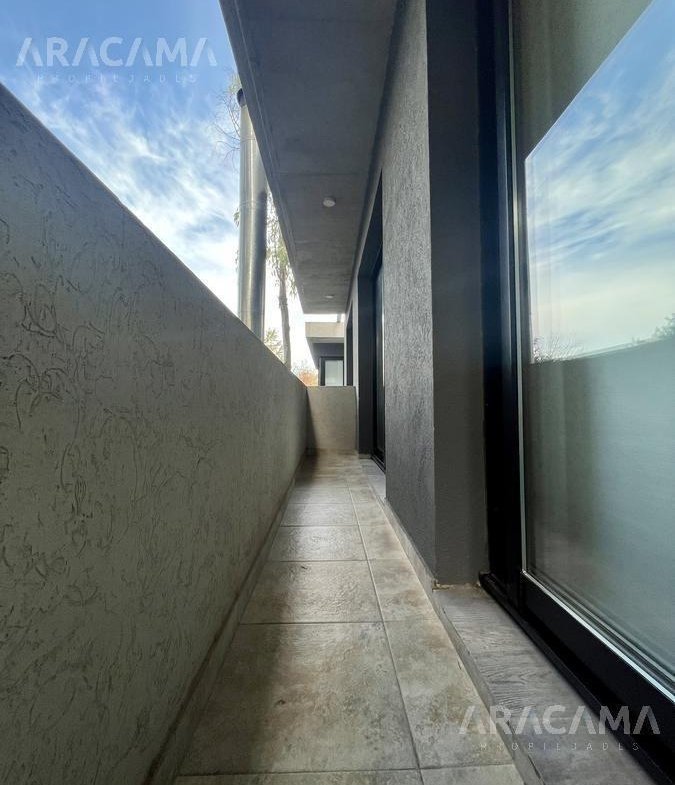 Duplex en Venta en Canning