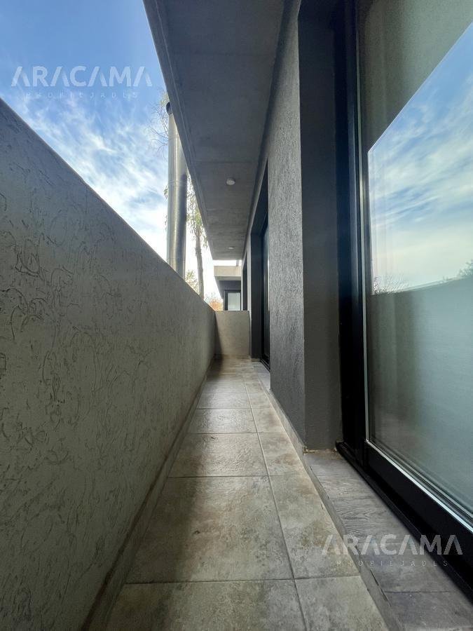 Duplex en Venta en Canning
