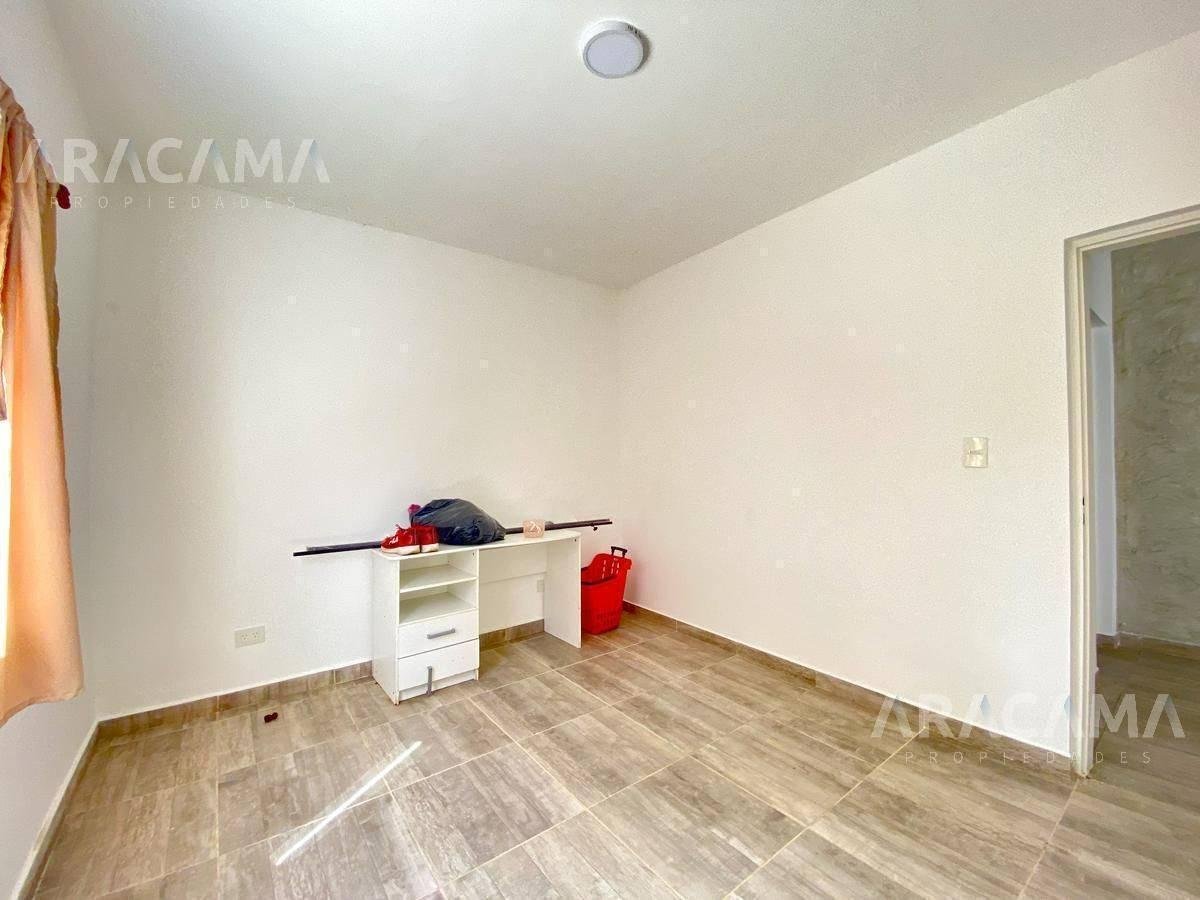Casa y local en venta – Ezeiza