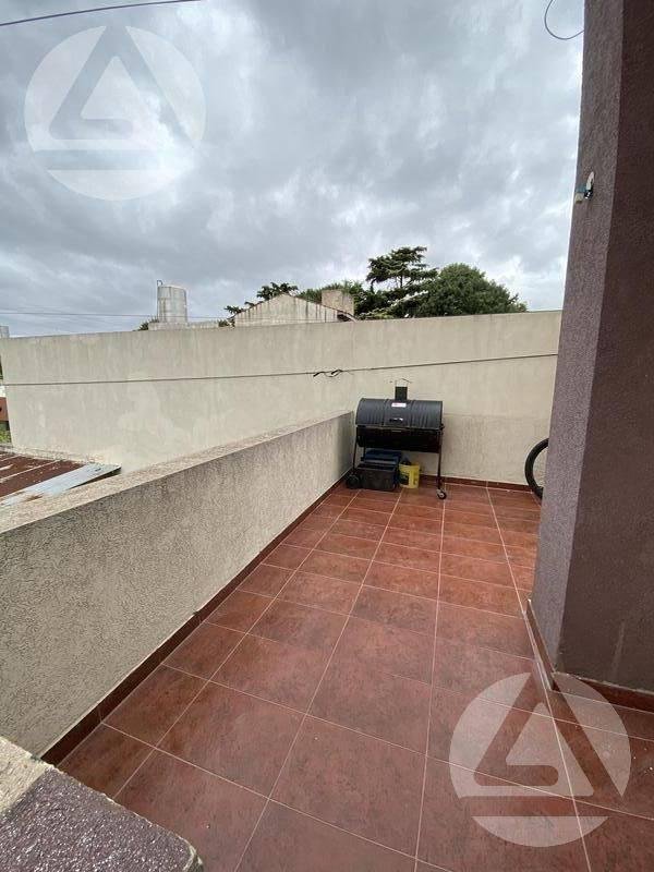 Duplex en Venta – Luis Guillon
