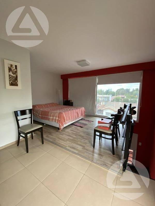 Duplex en Venta – Luis Guillon