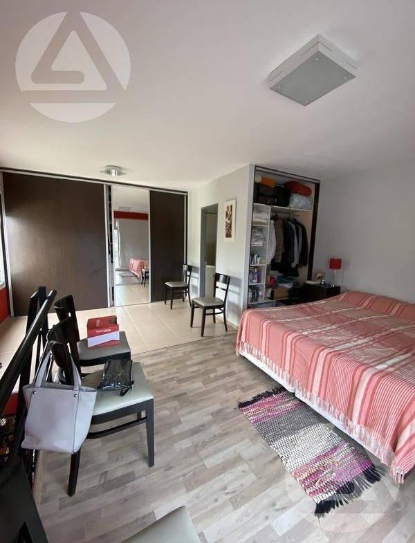 Duplex en Venta – Luis Guillon