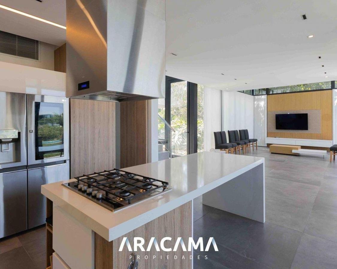 Casa en Venta 3 dormitorios en Terralagos